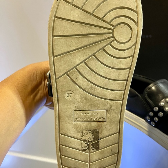 MARC JACOBS black leather espadrilles. Studded. - Picture 3 of 4